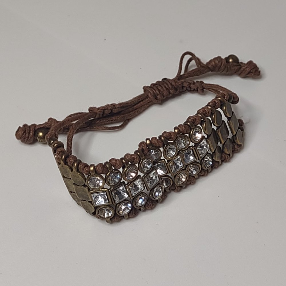 Cute Adjustable Rope Bracelet - Picture 7 of 8